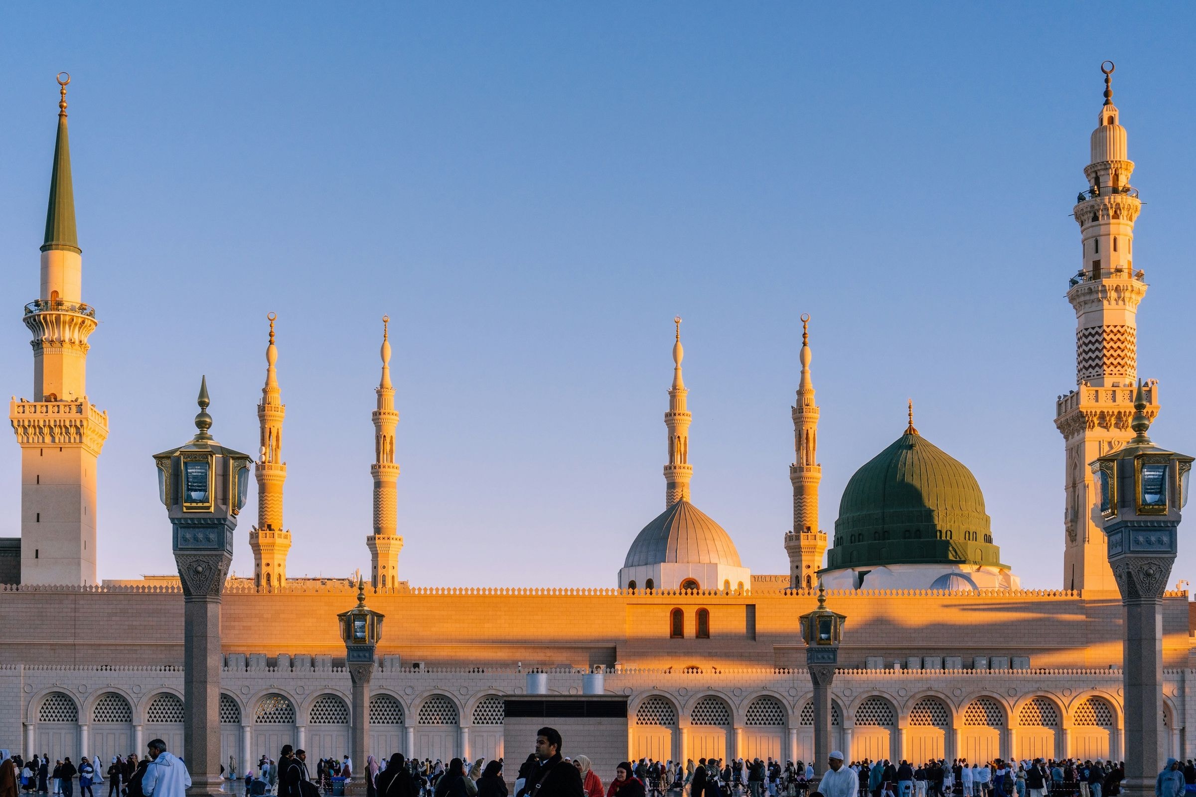 Al-Masjid an-Nabawi in Madinah at golden hour